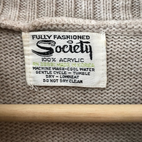 Vintage Society taupe cable knit pullover pouch pocket sweater size M - Picture 7 of 10